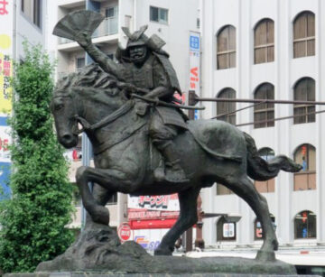 Kumagai Naozane statue