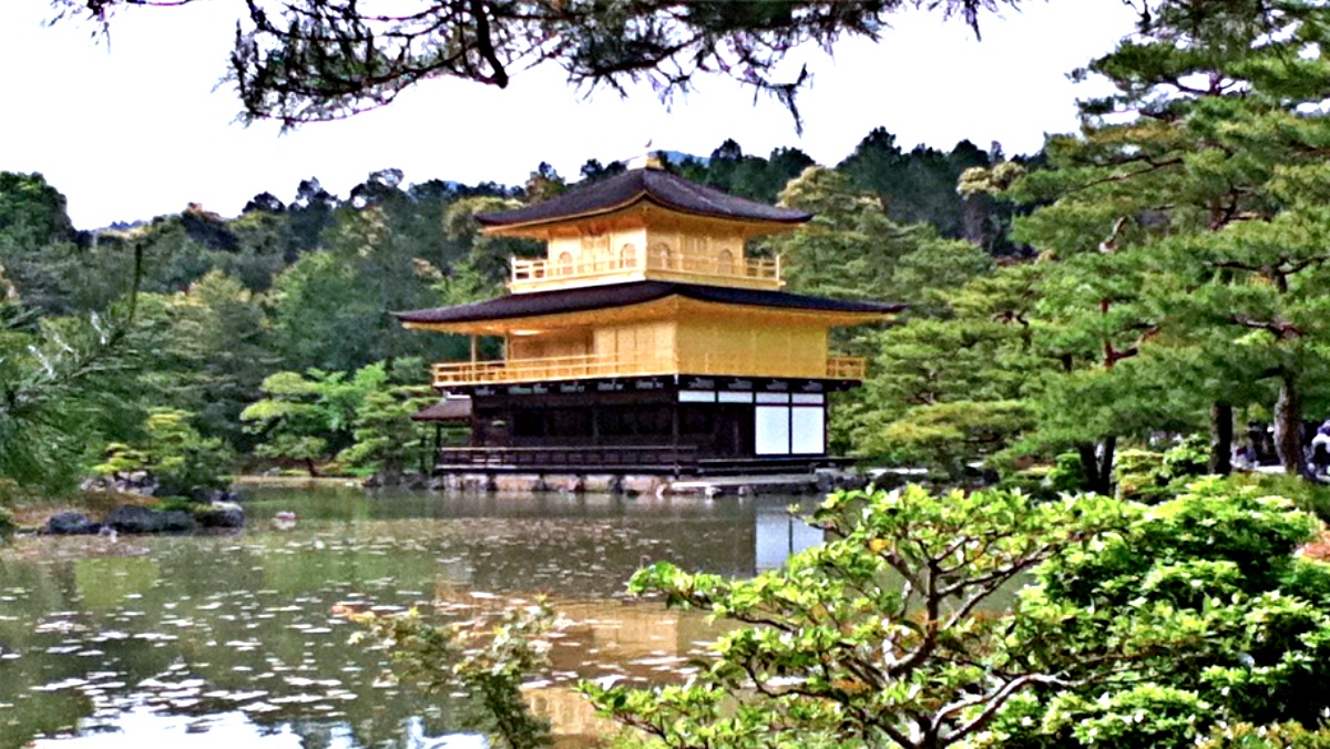 Eye-catching Kinkakuji Temple