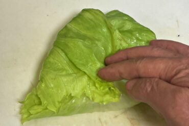 Fold the lettuce